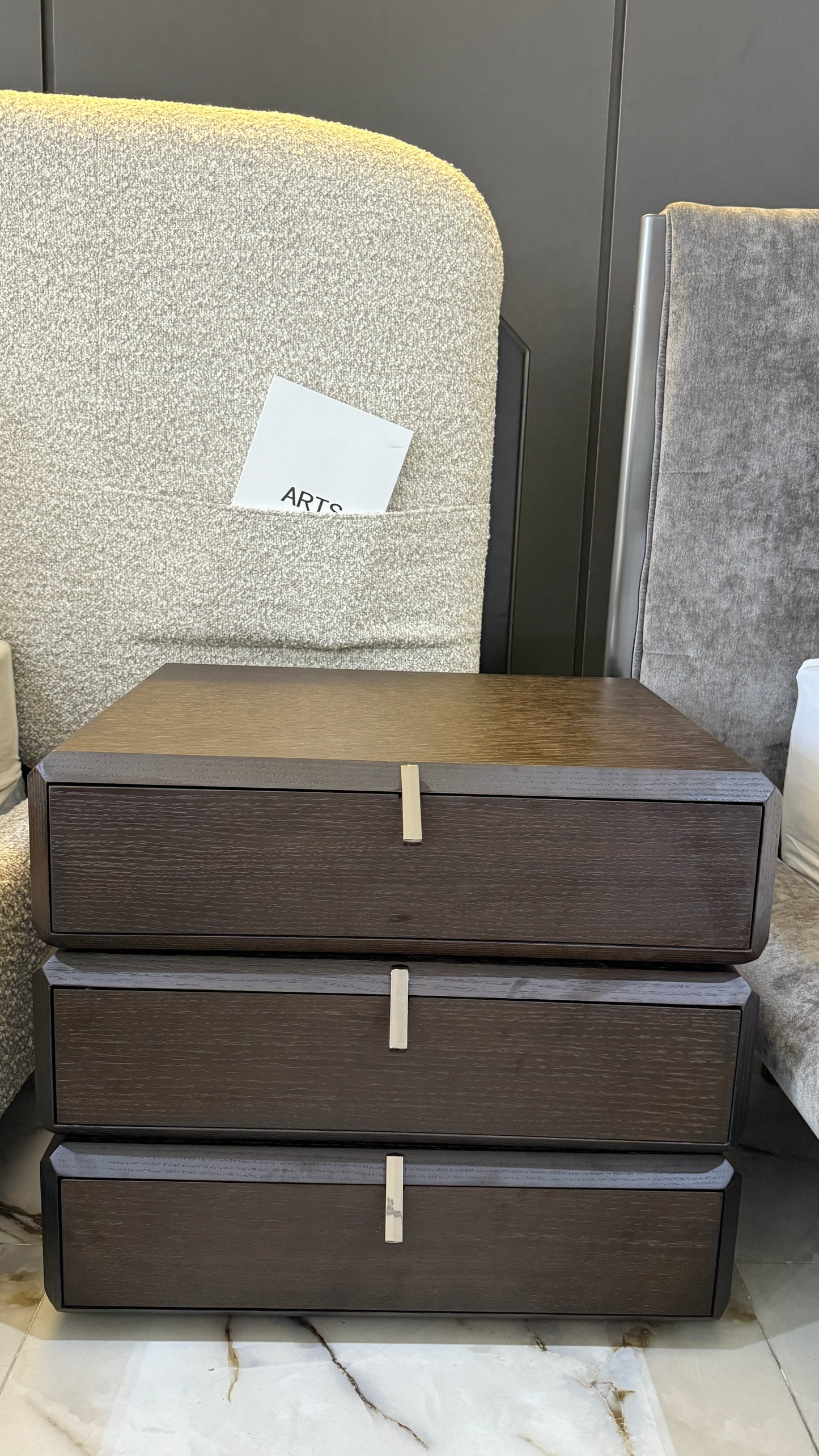 SIDE DRAWER