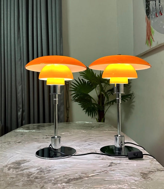 Table lamp