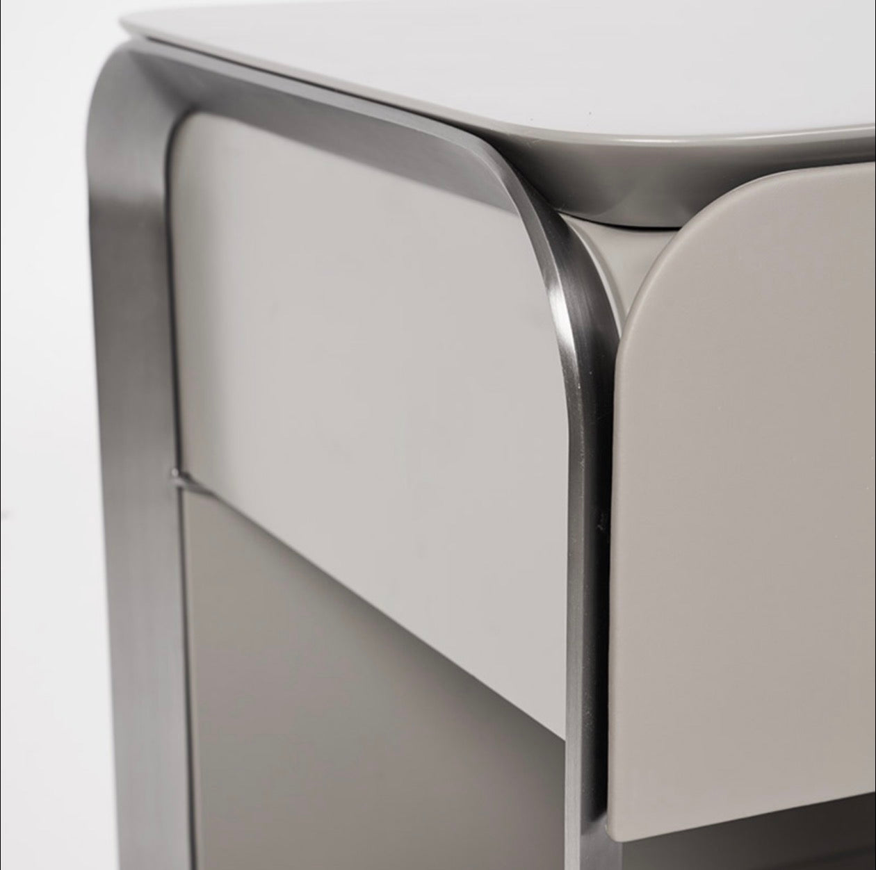 Luxury side drawer