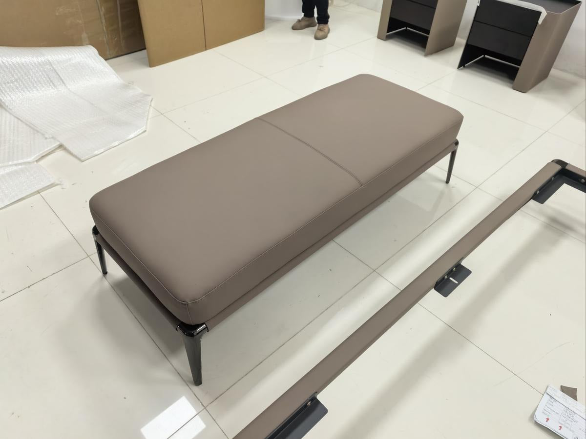 THE DELUXE BEDFRAME